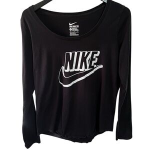 The Nike Tee Long Sleeve T-shirt Sz Large